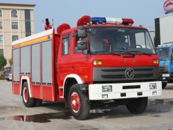 6000L DONGFENG 4x2の消火活動のトラック