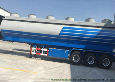 中国  半三車軸石油燃料のガソリン アフリカ人のためのディーゼル タンク トレーラー5コンパートメント45m3 サプライヤー