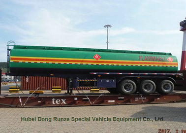 中国 ディーゼル、オイル、ガソリン、燈油45000リットルの輸送のための液体の可燃性半タンク トレーラー3の車軸 サプライヤー