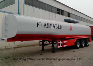 中国 ディーゼル ガソリン、オイル、燈油44000リットルの輸送のための液体の可燃性の半ガソリン オイル タンクのトレーラー3の車軸 サプライヤー