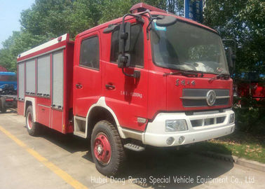 中国 水漕3000リットルののオフロード4X4救助の普通消防車は1500リットル泡立ちます サプライヤー