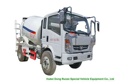 中国 HOMAN 4x2の4m3積載量の輸送のための移動式トラックミキサのトラック サプライヤー