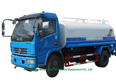 中国 DFAの道の洗浄水配達のための水ポンプのスプリンクラーが付いている液体のタンクローリー6000L サプライヤー