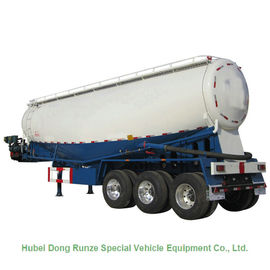 中国 ディーゼル機関の空気圧縮機が付いているV形セメントの粉のタンカー輸送のトレーラー  サプライヤー