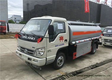 中国 Forlandは1000ガロン ディーゼル油/原油のためのキャリアのトラックに5000リットル燃料を供給します サプライヤー
