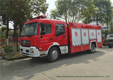 中国 水漕が付いているRun Water Foam Dongfeng王の普通消防車泡4000リットルの2000リットル サプライヤー