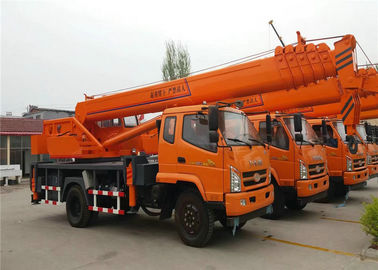 中国 4 OutriggerTelescopicブーム26M - 30Mが付いている6 -8トンの油圧トラックによって取付けられるクレーン サプライヤー